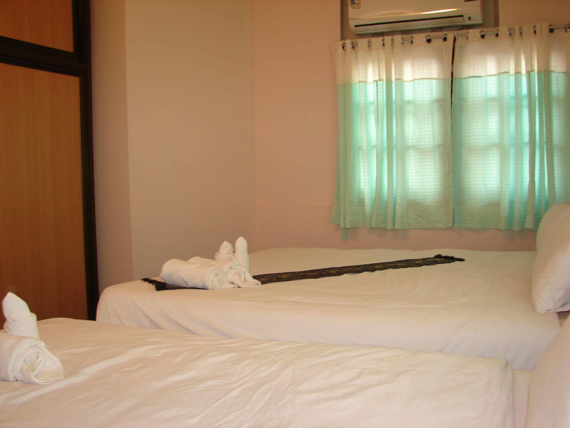 Baan Issara Boutique Hotel Nan Ngoại thất bức ảnh